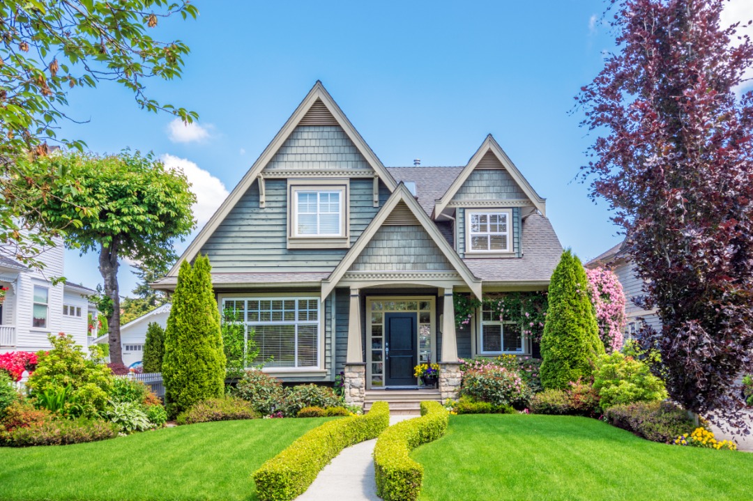 A professionally maintained lawn that increases curb appeal.